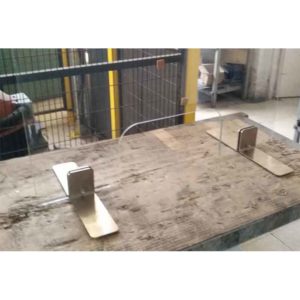 SOPORTES MAMPARAS COVID-19 ACERO INOX AISI304 DE 3 MM